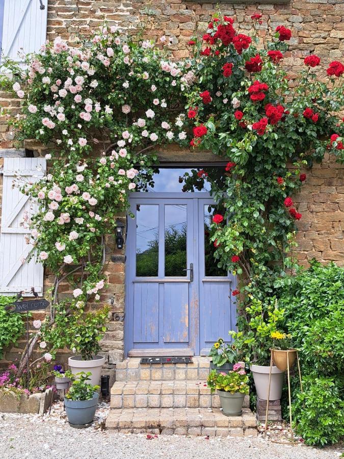La Paix, Gite Bucolique En Normandie Conde-sur-Noireau Экстерьер фото